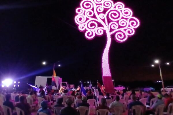 Inauguran moderno sistema de iluminación pública en la Rotonda La T de Diriamba, Carazo