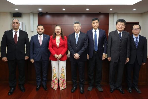 Cooperación con China permitirá modernizar equipos médicos en Nicaragua