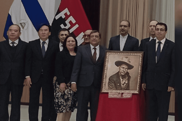 Conmemoración del legado de Sandino reúne al cuerpo diplomático acreditado en Pyongyang