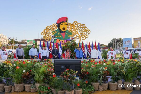 Transportistas de Nicaragua reciben 180 buses para fortalecer servicio público