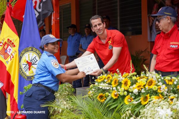 Cien bomberos culminan intensa formación internacional para salvar más vidas en Nicaragua