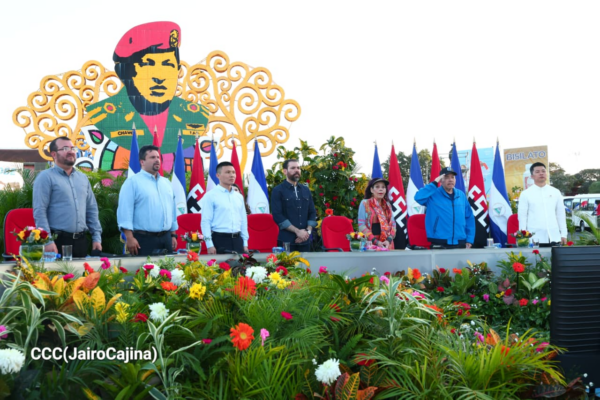 Más comodidad y seguridad para las familias: entregan 180 nuevos microbuses al transporte intermunicipal