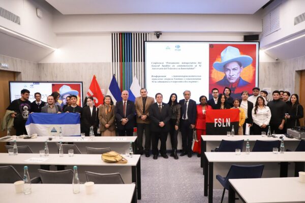 Rinden homenaje al pensamiento antiimperialista de Sandino en Moscú