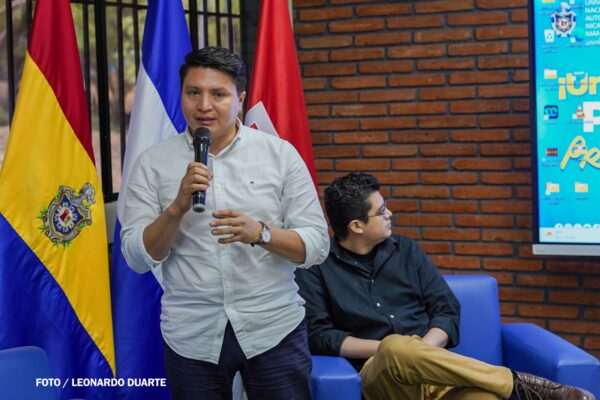 Encuentros universitarios promueven comunicación con verdades verdaderas