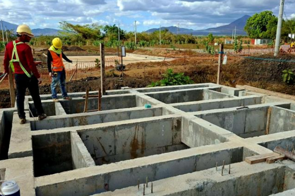 Avanza construcción del sistema de alcantarillado sanitario en Telica