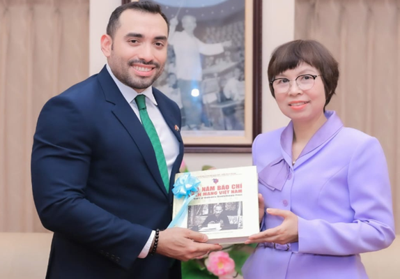 Nicaragua fortalece cooperación comunicacional con Agencia Vietnamita de Noticias