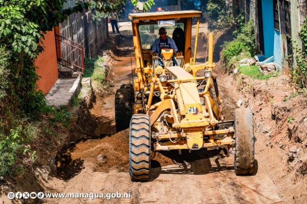Alcaldía de Managua mejora calles en Villa Cuba con el programa Calles para el Pueblo