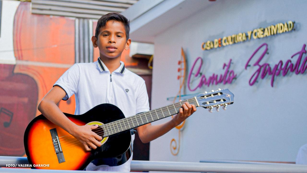 Concierto a la paz reúne a jóvenes talentos en la Casa de Cultura Camilo Zapata