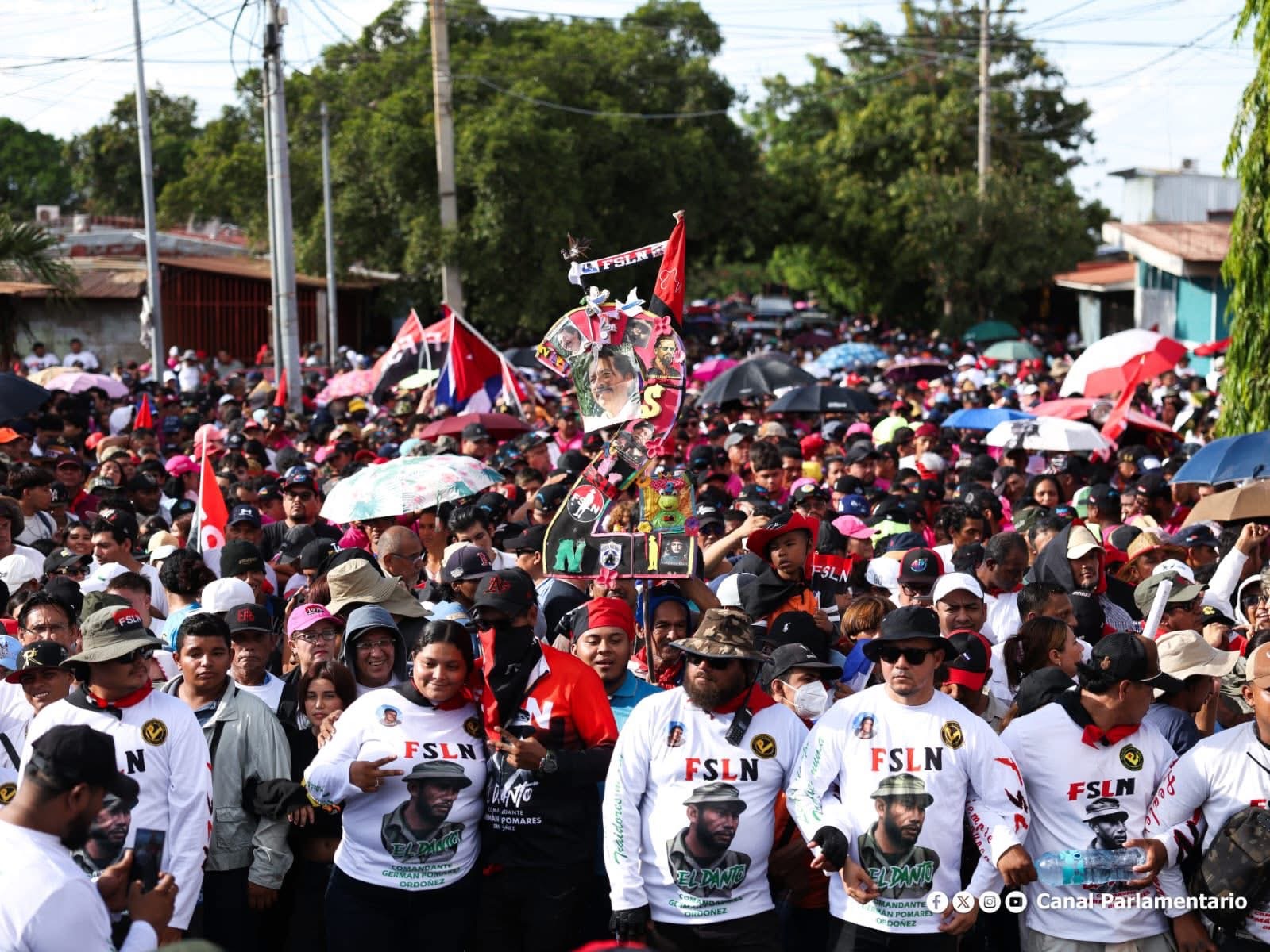 Abril para seguir venciendo: Capitalinos caminan firme en defensa de la Paz