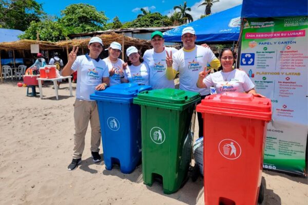 MARENA refuerza educación ambiental en playas y centros recreativos