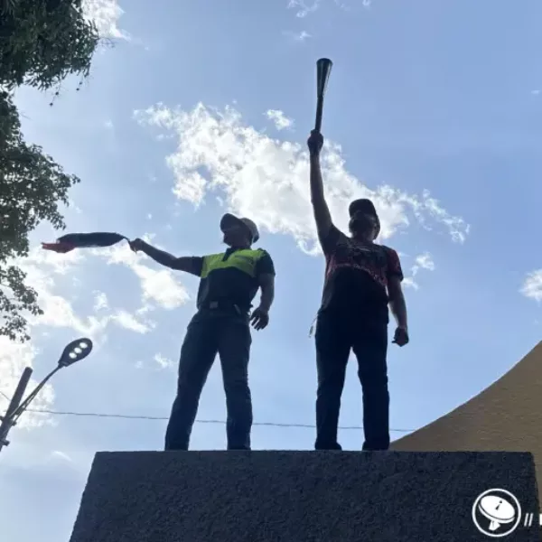Foto de Recorrido de la Antorcha de la Inmortalidad rinde homenaje al Comandante Germán Pomares