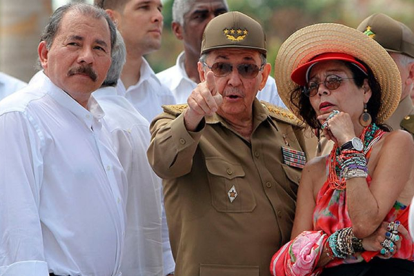 Copresidentes de Nicaragua felicitan a Raúl Castro por sus 95 años de vida