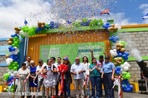 Centro de acopio en el Mercado Roberto Huembes impulsa el reciclaje y mejora las condiciones de trabajo de familias recicladoras
