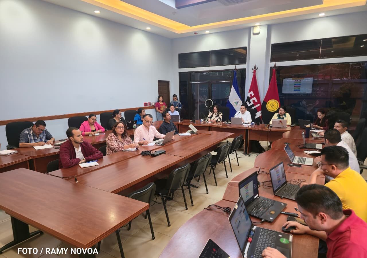 II Jornada Pedagógica de Actualización Científica y Didáctica fortalece la formación de 60 mil docentes
