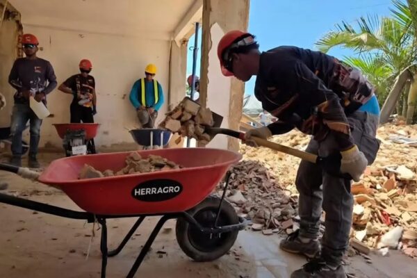Gobierno de Venezuela avanza en etapa de reconstrucción en el estado La Guaira