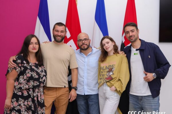 Nicaragua da la bienvenida a Comunicadores de RT en Español y de la Televisión Nacional de Belarús