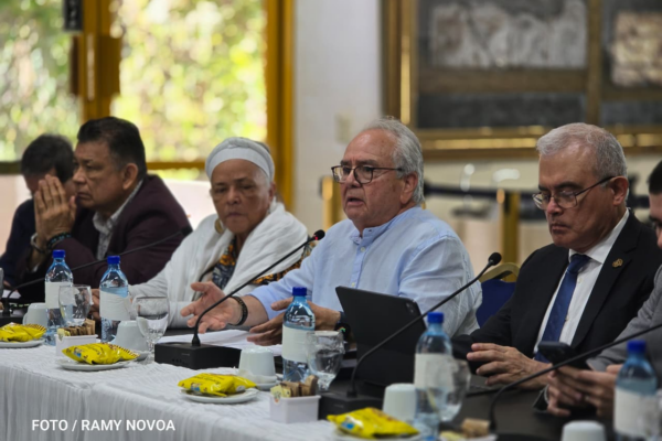 Asamblea Nacional presenta al sector financiero los ejes de la reforma constitucional para fortalecer la estabilidad, la seguridad y la paz