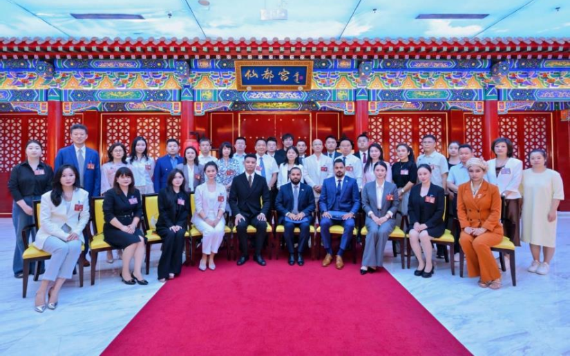 Diálogo sobre inversiones con empresas chinas