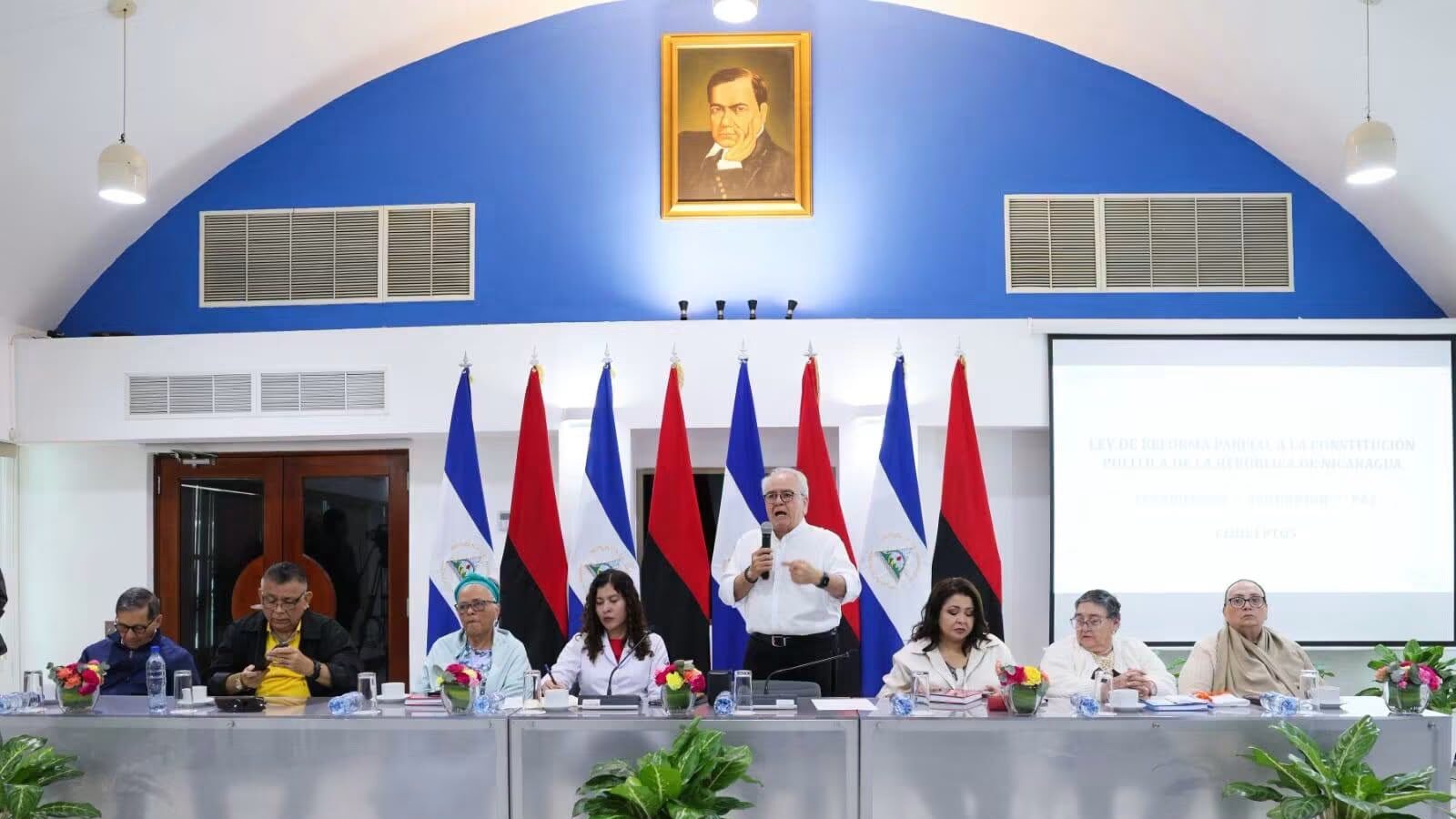Encuentro con Médicos, Especialistas y Profesionales de la Salud en el marco del proceso de consulta sobre las Reformas Constitucionales.
