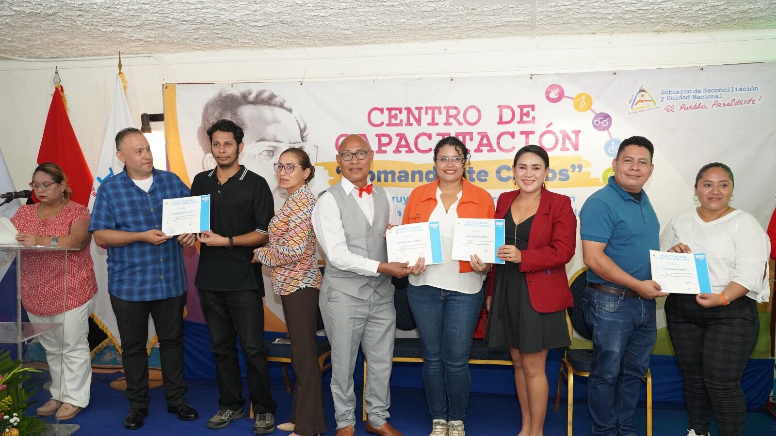 Más de 550 servidores públicos fortalecen sus conocimientos en educación inclusiva