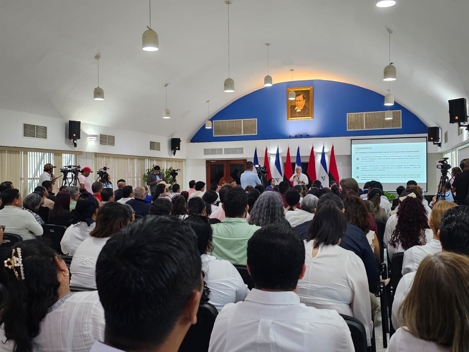 Más de 20 mil educadores participan y respaldan consulta sobre la Reforma Parcial a la Constitución