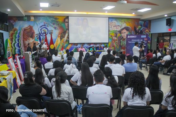 MINED celebra Festival Nacional de Innovación y Tecnología Educativa