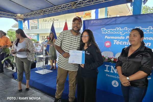 Centro Cultural José Coronel Urtecho certifica a  690 protagonistas nicaragüenses