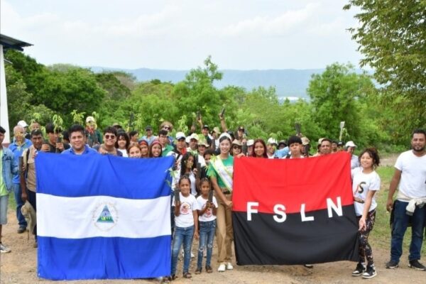 Reforestación fortalece la protección de la Reserva Península de Chiltepe