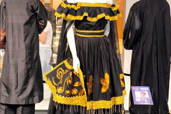 Nicaragua destaca su folclor en la Exhibición Internacional de Seda Tailandesa
